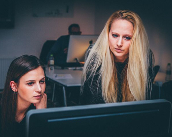 women with monitor